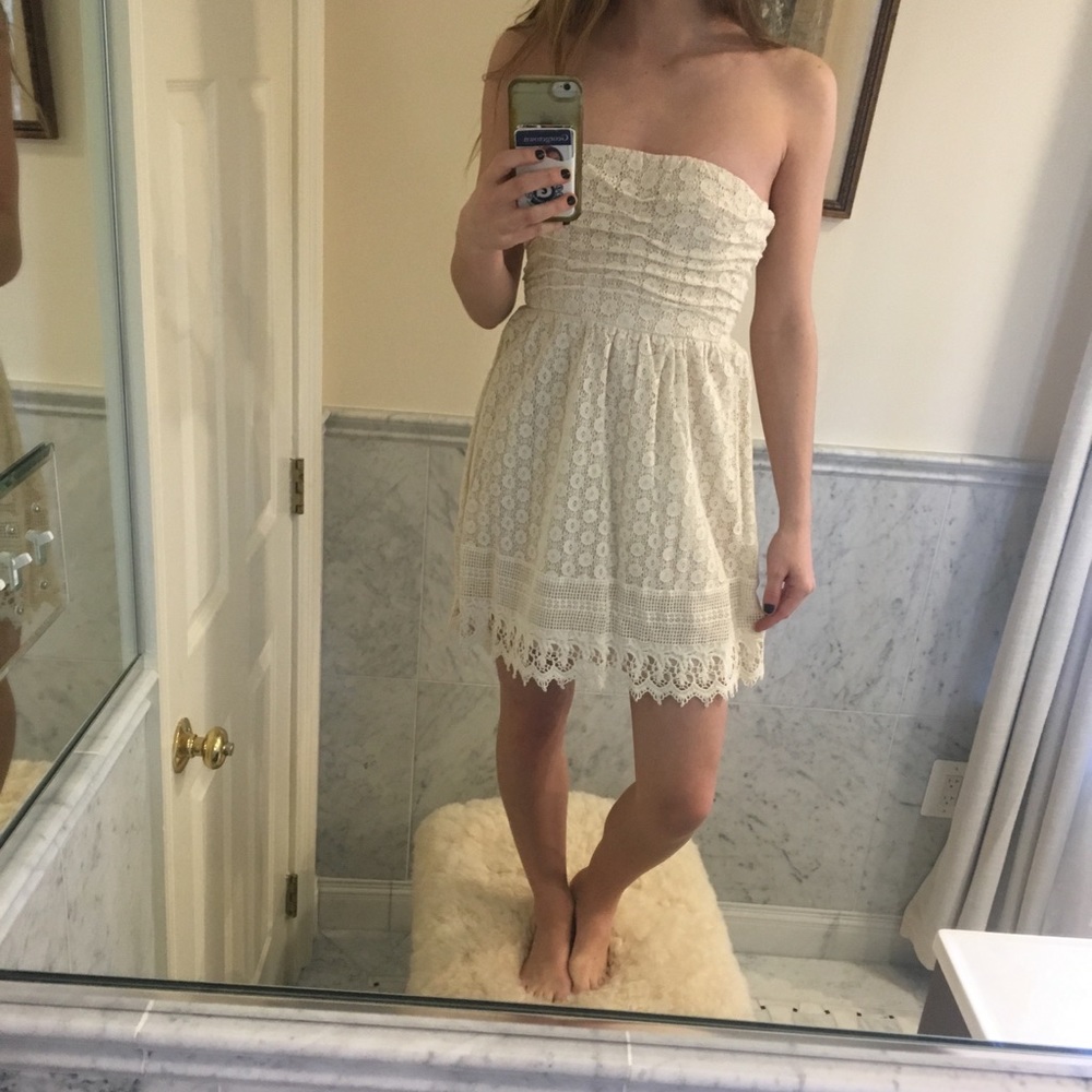 Crochet detailing dress